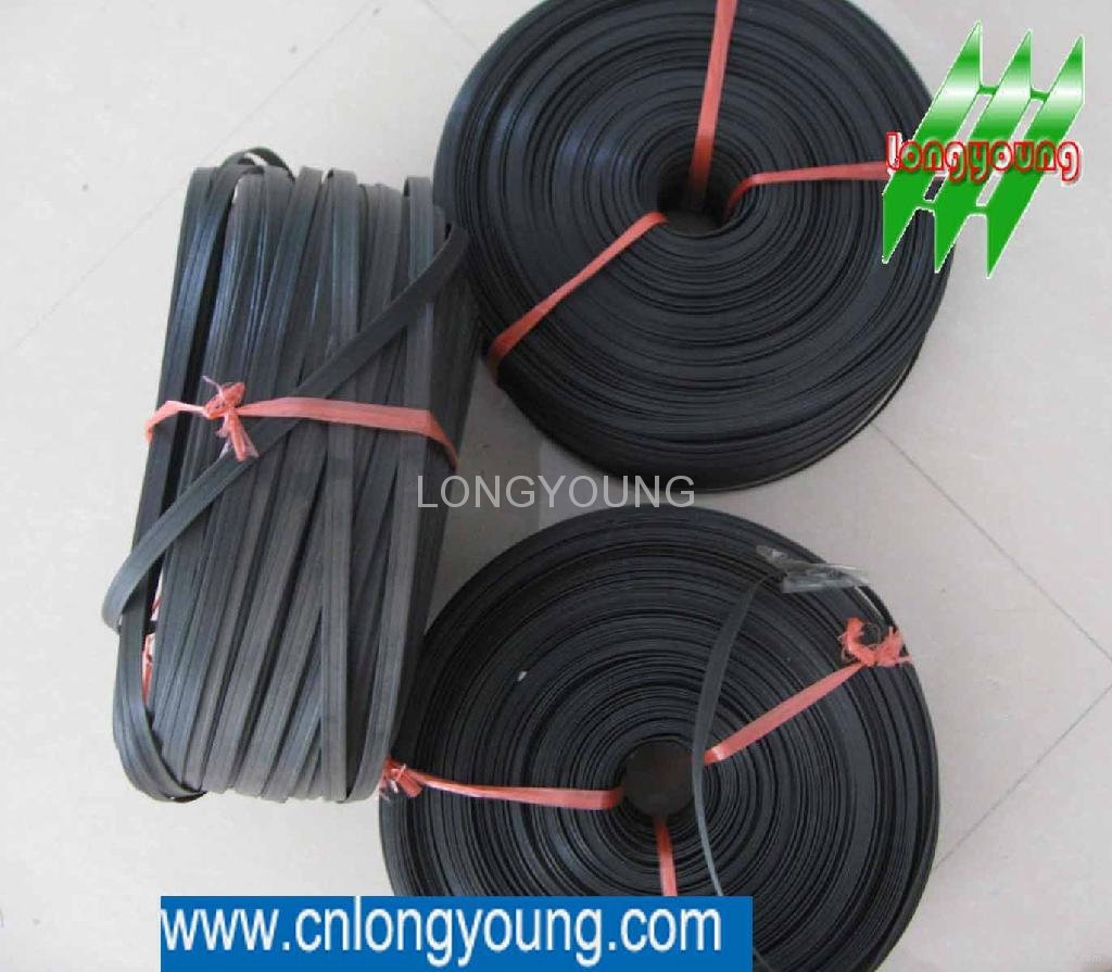 Tension rope for greenhouse black