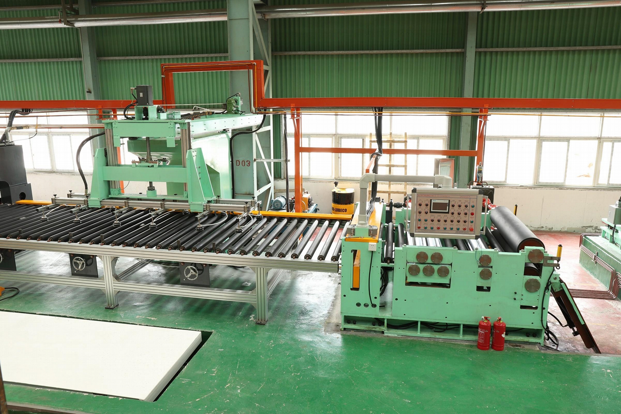 Stainless steel polishing machine for the sheet and coil with the No.4 abrasive