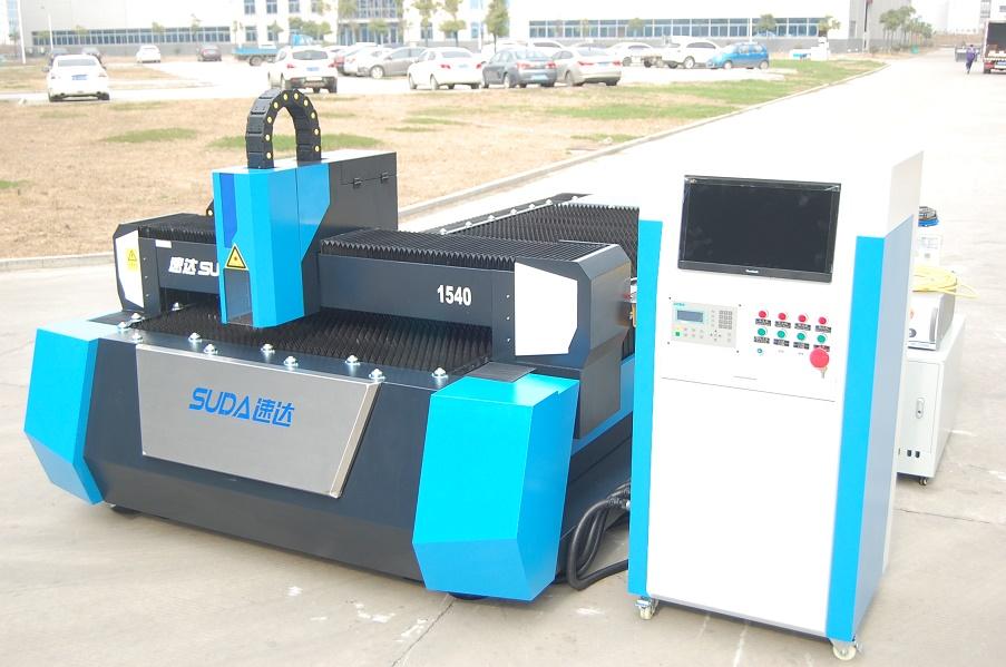 1000W optical fiber laser cutting machine
