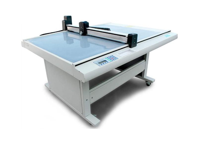 CNC Automatic Wire Coil Foot Mat Printed Carpet with Camera Cutter with Vibratio