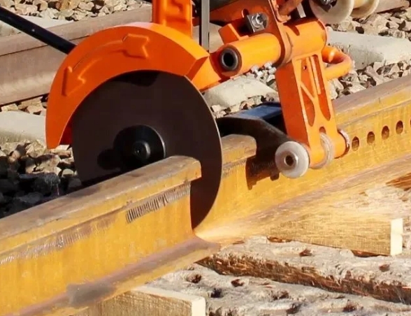 Rail Cutting Machine for Track Maintenance